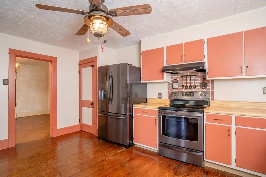 7177 East Point Rd, Elkton, VA 22827 - #2
