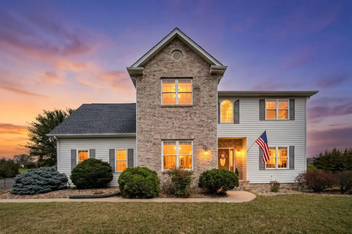 15 Windsor Dr, Fishersville, VA 22939 - #1