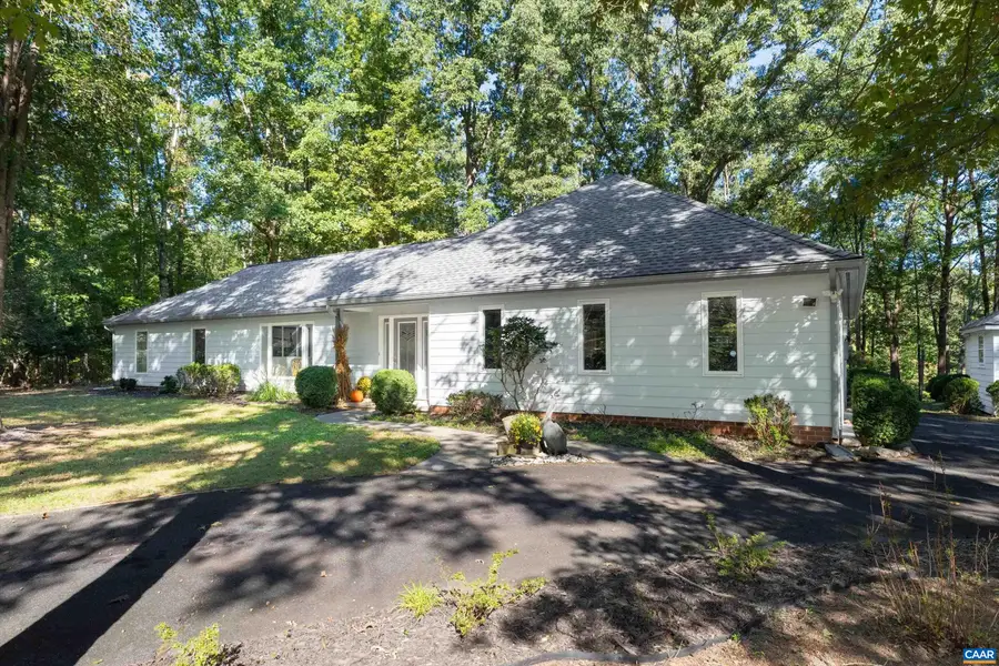 4150 Chester Ct, Earlysville, VA 22936 - #3