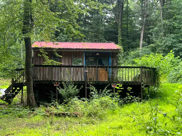307 Deer Trl, Greenville, VA 24440