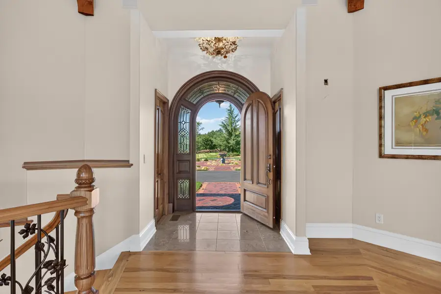 2655 Hillmeadow Dr, Ashby, VA 22801 - #2