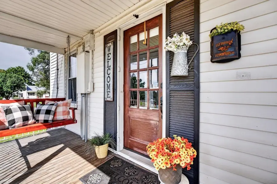 118 North St, Elkton, VA 22827 - #2