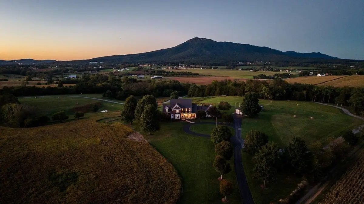 1130 Three Springs Rd, McGaheysville, VA 22840 - #1
