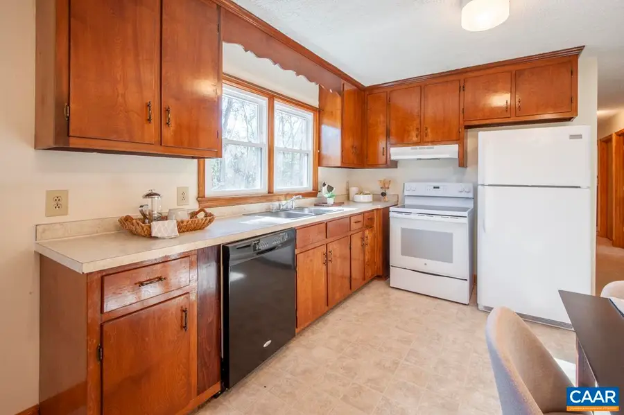 3193 Old Lynchburg Rd, North Garden, VA 22959 - #3