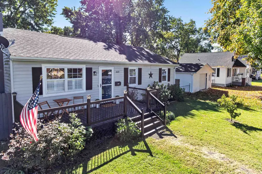 660 N Augusta Ave, Waynesboro, VA 22980 - #3