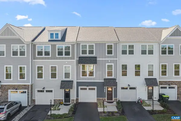 6027 Mccomb St, Crozet, VA 22932