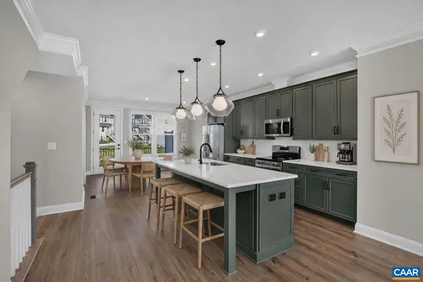 784 Park Ridge Dr, Crozet, VA 22932