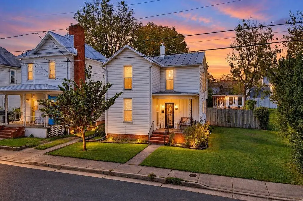 613 Collicello St, Harrisonburg, VA 22801 - #1