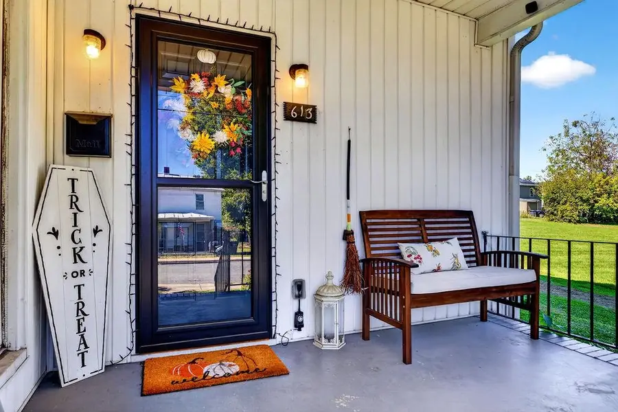 613 Collicello St, Harrisonburg, VA 22801 - #2