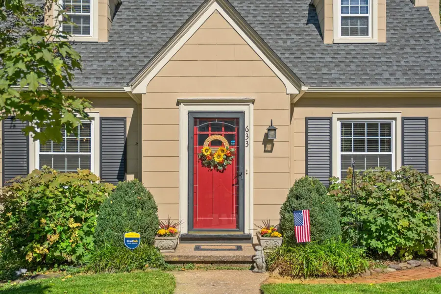 633 Alleghany Ave, Staunton, VA 24401 - #2