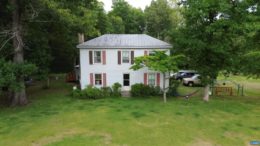 3818A Stage Junction Rd, Columbia, VA 23038 - #2