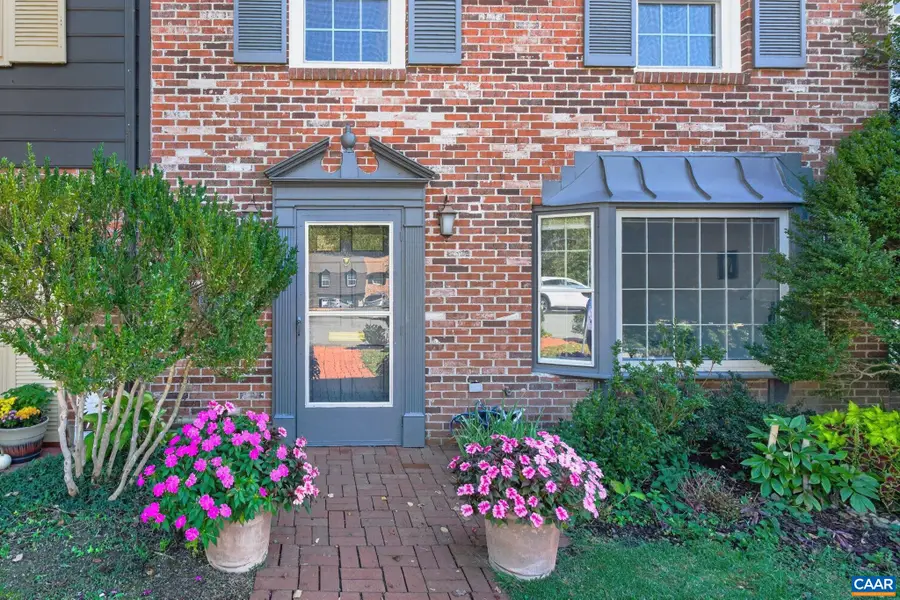 36 Georgetown Green, Charlottesville, VA 22901 - #3