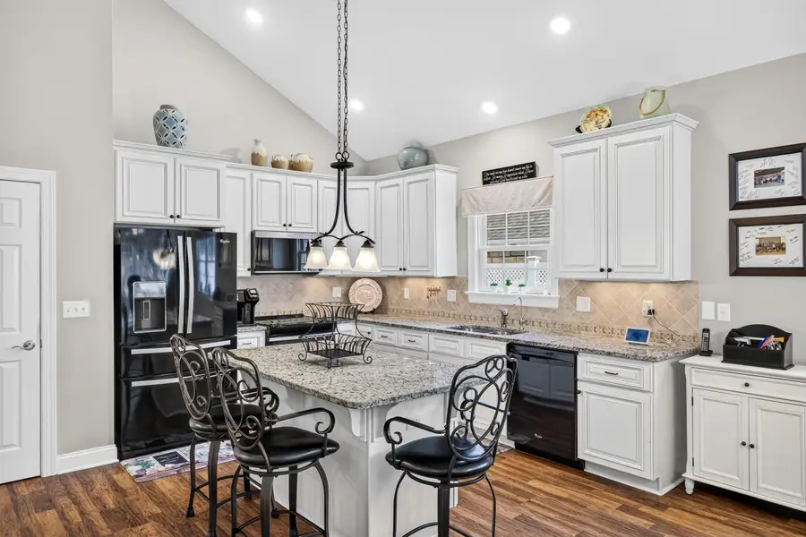 430 Callaway Cir, Massanetta Springs, VA 22801 - #2