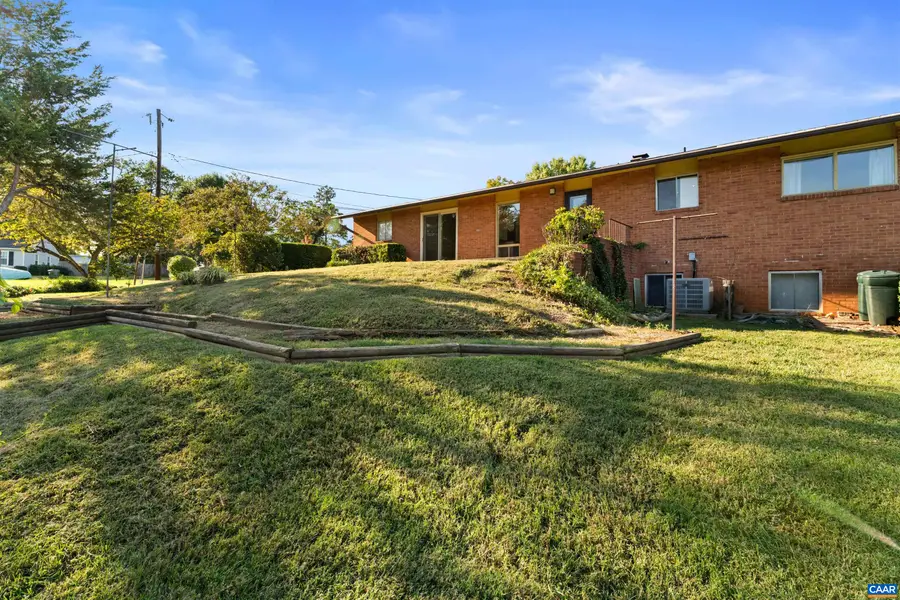 2220 Dominion Dr, Charlottesville, VA 22901 - #2