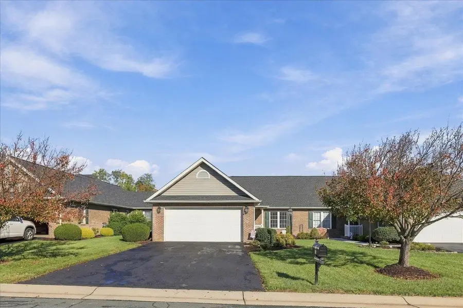 19 Saint Ives Dr, Fishersville, VA 22939 - #2