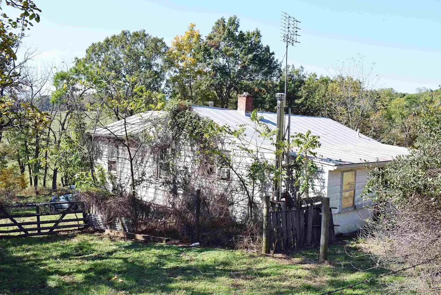 197 Waldrop Rd, Swoope, VA 24479 - #3