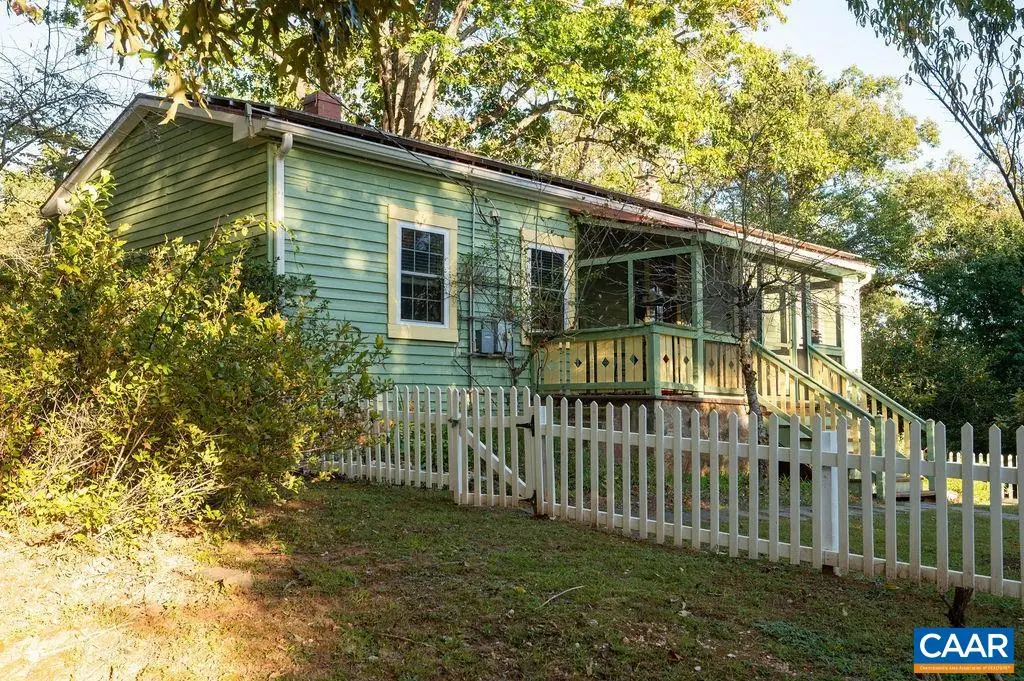 6319 Schoolhouse Hl, Charlottesville, VA 22903 - #1