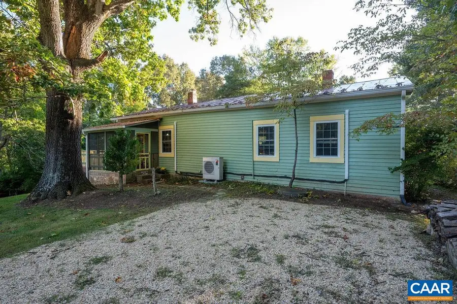 6319 Schoolhouse Hl, Charlottesville, VA 22903 - #3