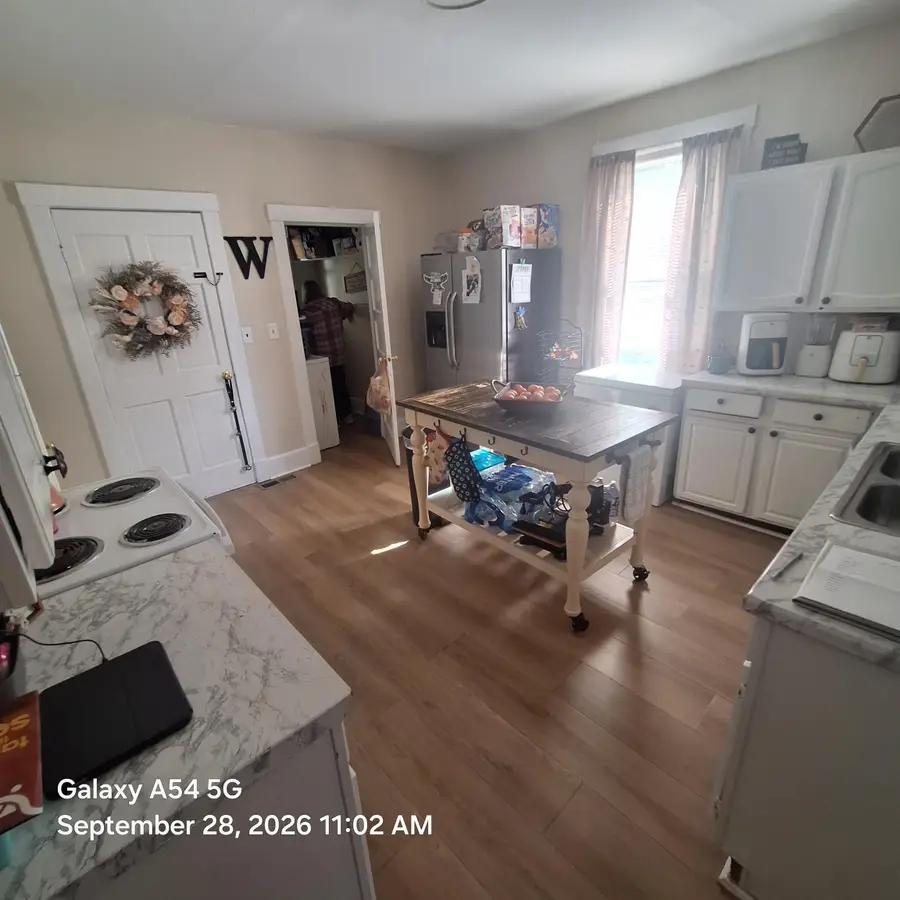 407 13th St, Waynesboro, VA 22980 - #3