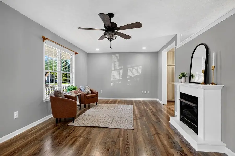 130 Northwood Dr, Waynesboro, VA 22980 - #3