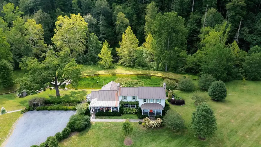 23376 Sam Snead Hwy, Warm Springs, VA 24484 - #2