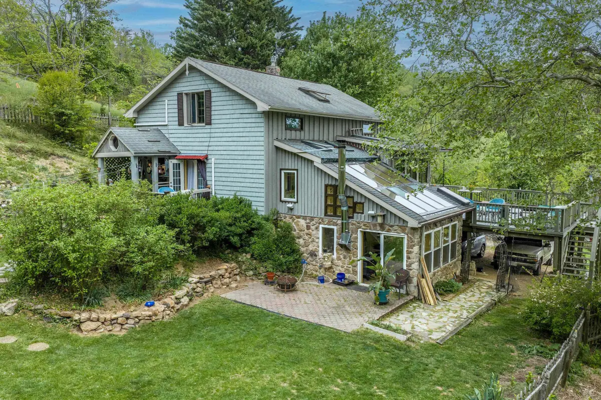 311 Higgins Hollow Rd, Lexington, VA 24450 - #1