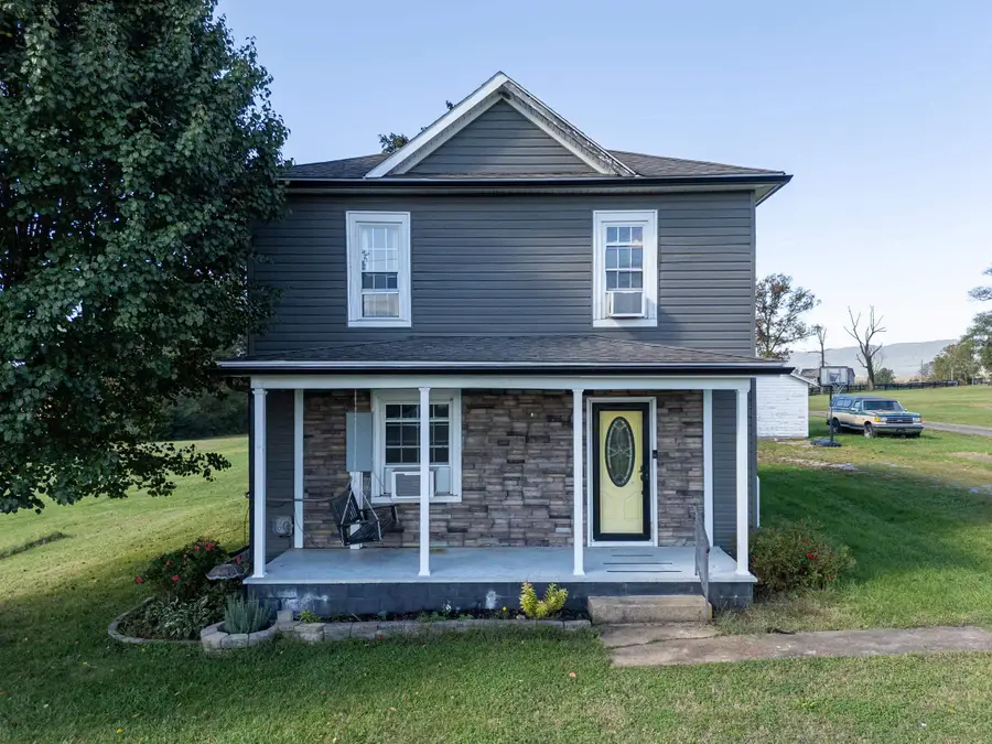 129 Mt Hermon Rd, Elkton, VA 22827 - #2