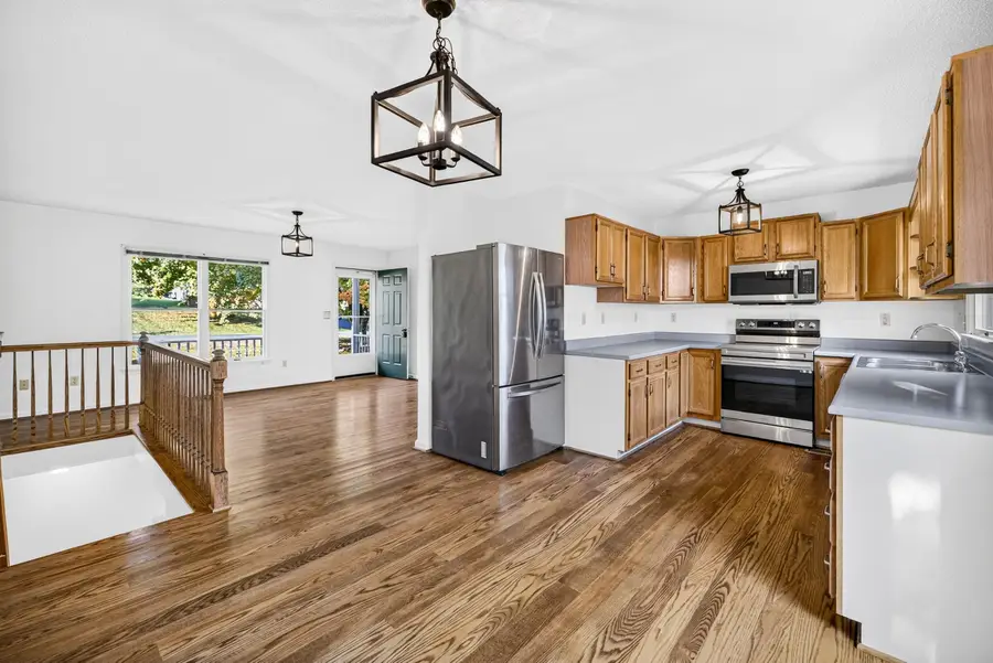 5908 W Donnagail Dr, Penn Laird, VA 22846 - #2