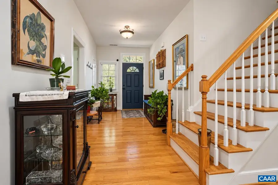 208 Glen Cir, Troy, VA 22974 - #3