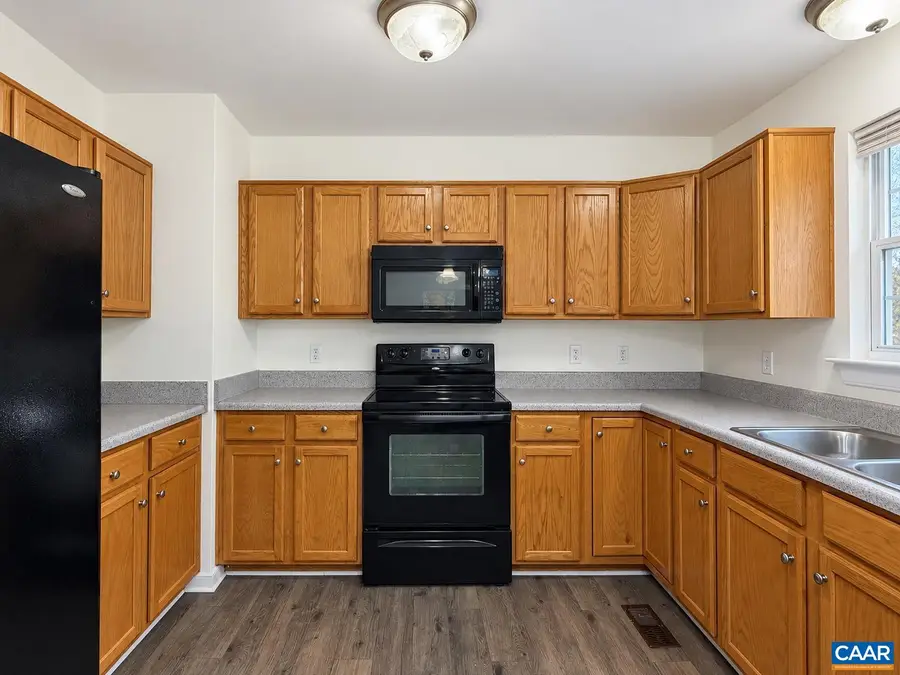 682 Indigo Ln, Troy, VA 22974 - #2