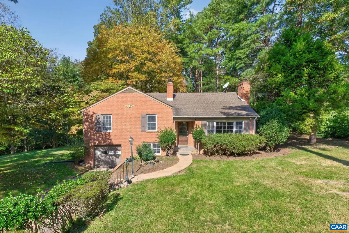 1044 Milton Dr, Keswick, VA 22947 - #1