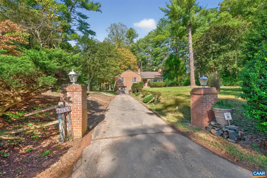 1044 Milton Dr, Keswick, VA 22947 - #3