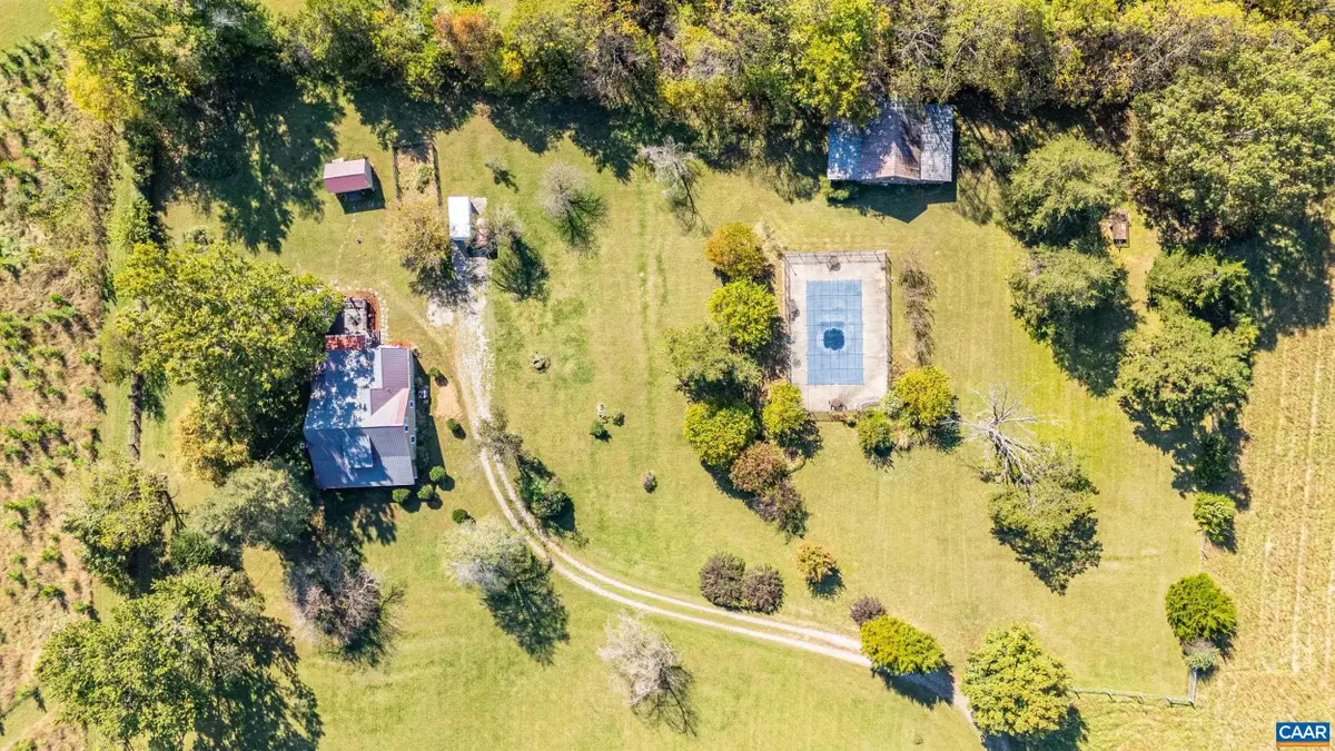 6029 Crumptown Rd, Farmville, VA 23901 - #1