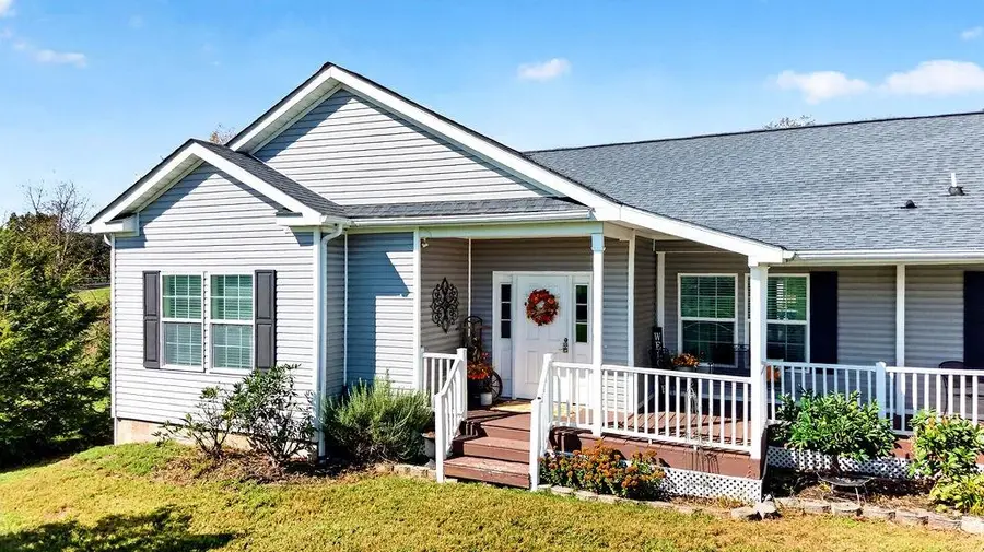 10 Blessing Hill Barn Ln, Raphine, VA 24472 - #2