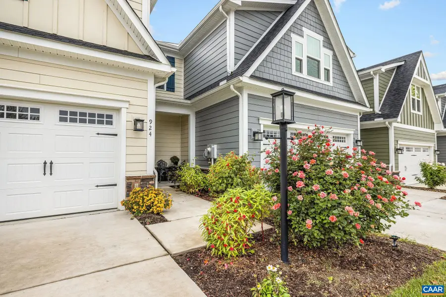 924 Marsac St, Charlottesville, VA 22901 - #3