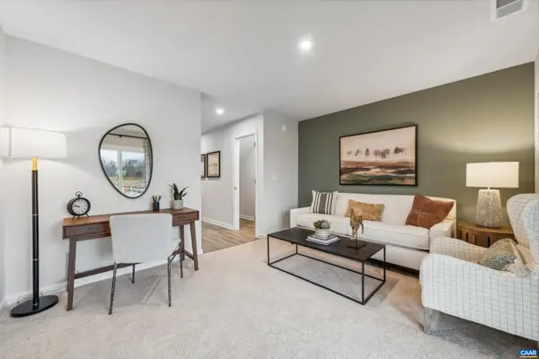 293 Oldfield Dr, Charlottesville, VA 22902