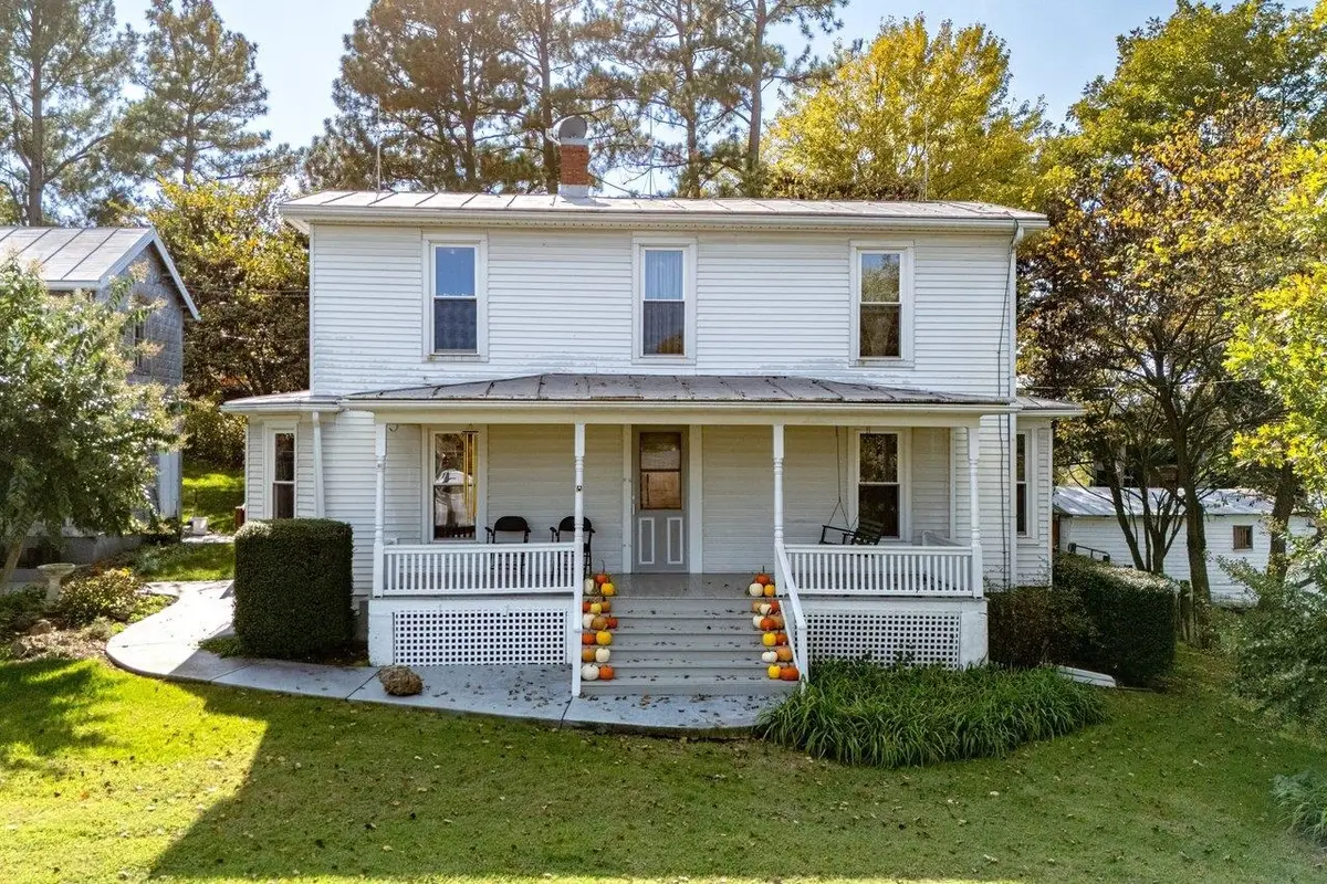 2301 Mayland Rd, Broadway, VA 22815 - #1
