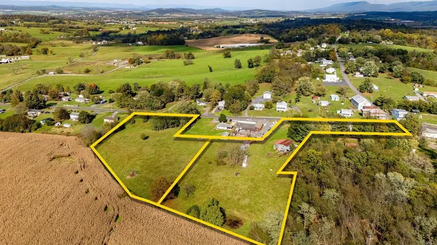 2301 Mayland Rd, Broadway, VA 22815 - #2