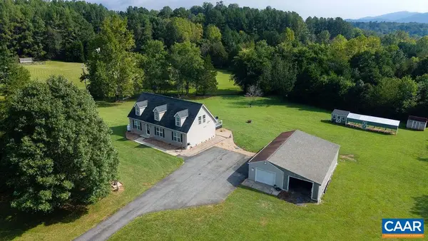676-B Rockfish School Ln, Afton, VA 22920