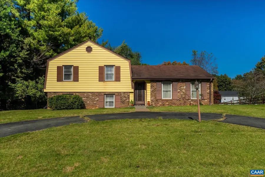 1610 Derby Ln, Charlottesville, VA 22911 - #3
