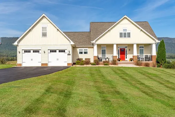 6869 East Point Rd, Elkton, VA 22827