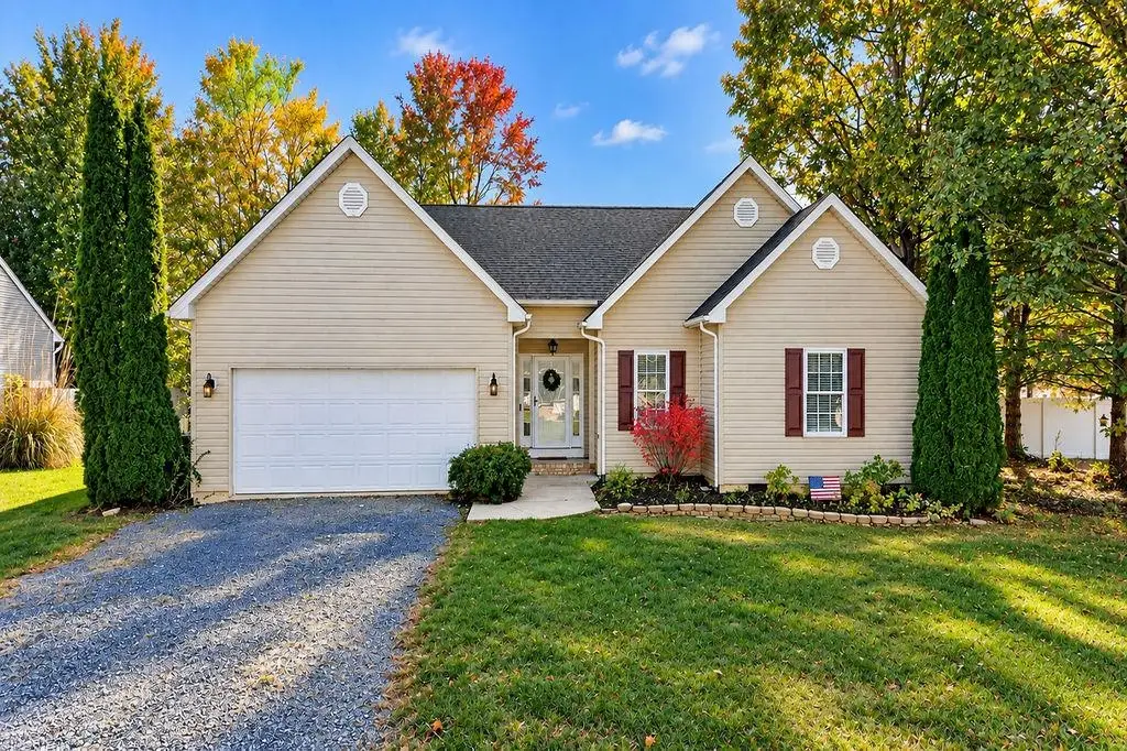 115 Northwood Dr, Waynesboro, VA 22980 - #1