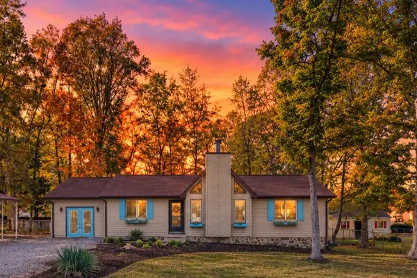 295 Cooper Dr, Stuarts Draft, VA 24477
