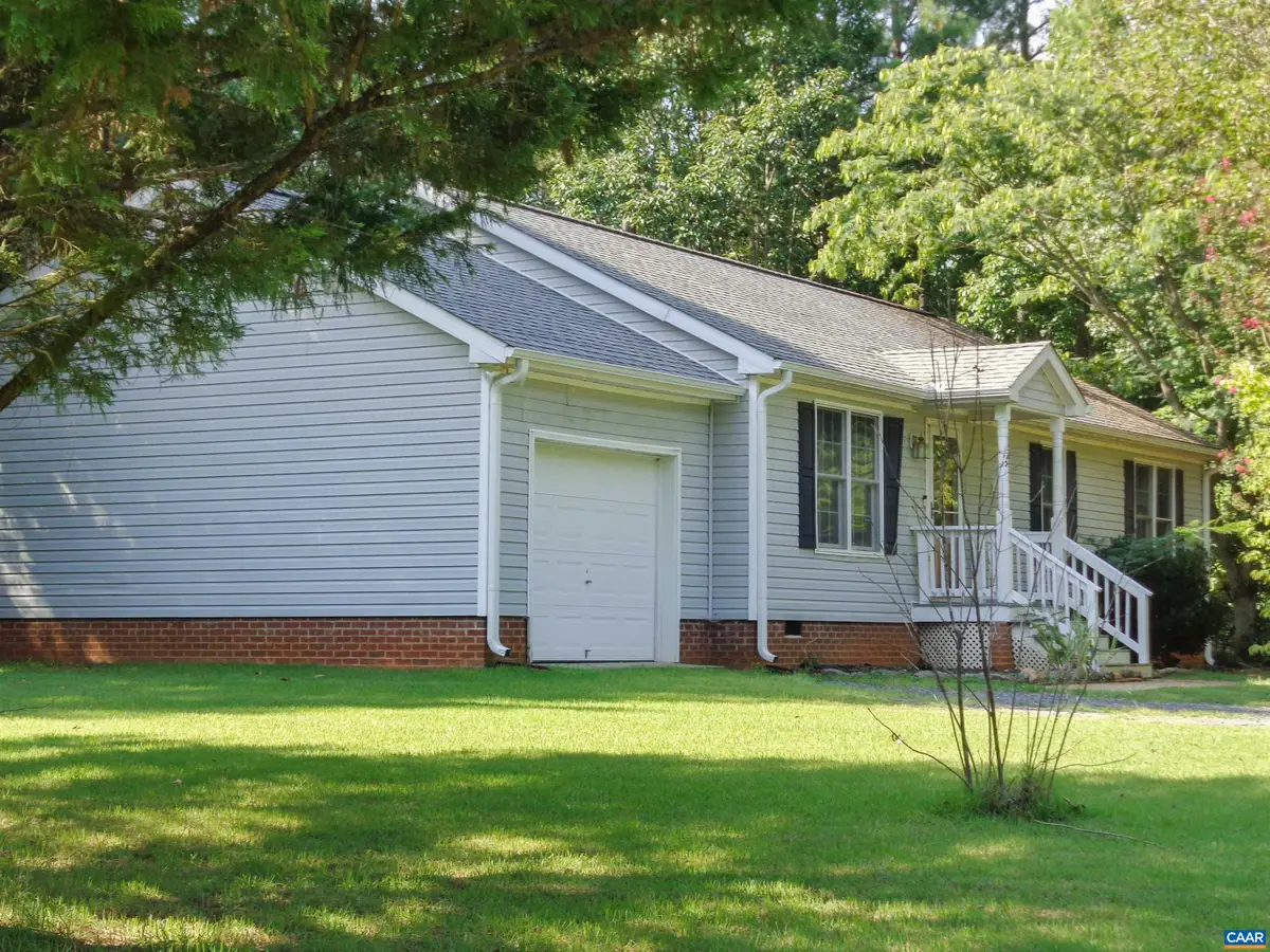 17 Bolling Pl, Scottsville, VA 24590 - #1