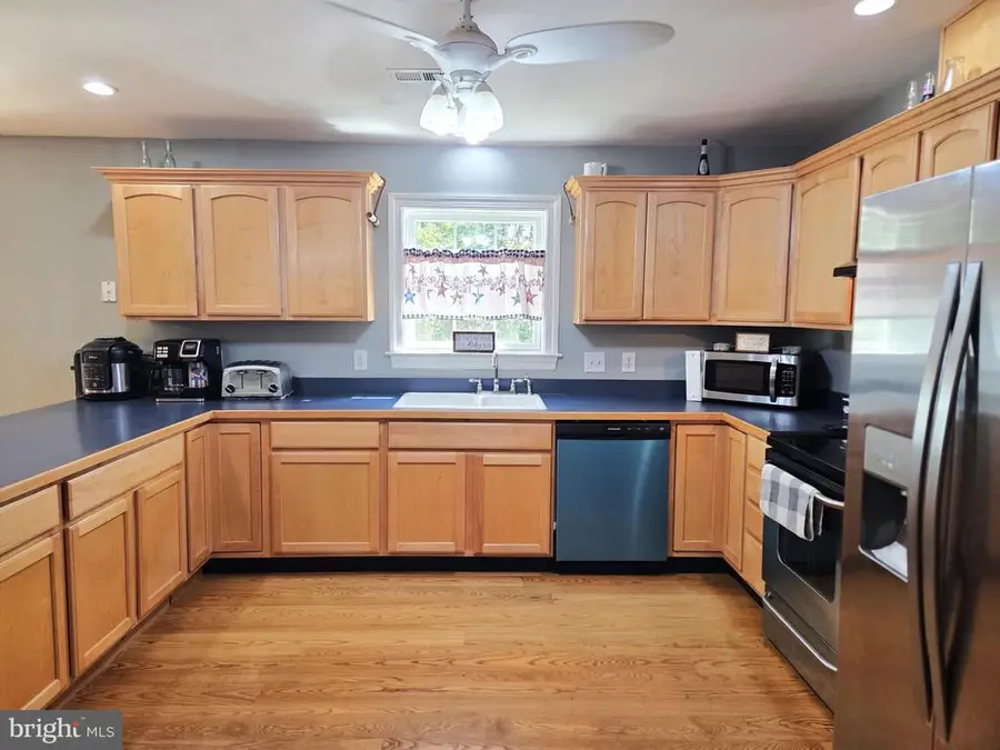 7599 Secretarys Sand Rd, Schuyler, VA 22969 - #2