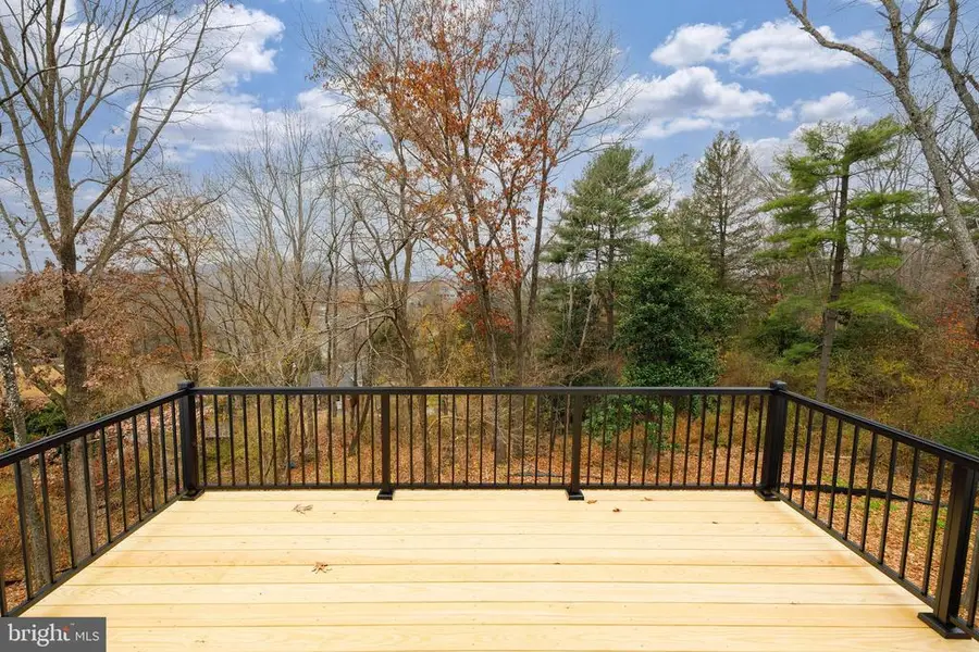 104 Haven Ct E, Charlottesville, VA 22911 - Image #2