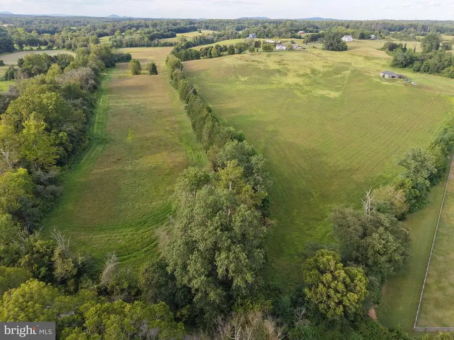 Oak Shade, Jeffersonton, VA 22724 - #2