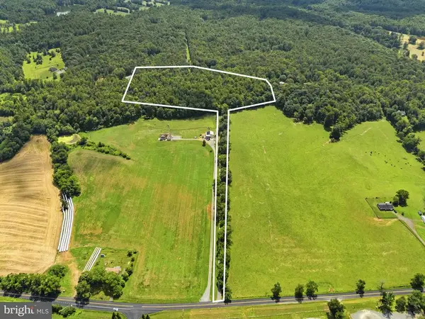Country Creek, Amissville, VA 20106