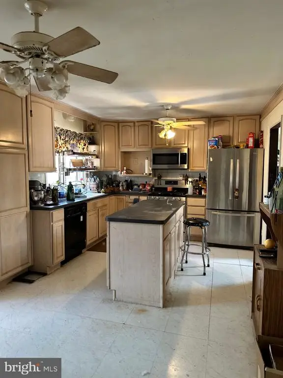 3587 Monarch Ln, Midland, VA 22728 - #3