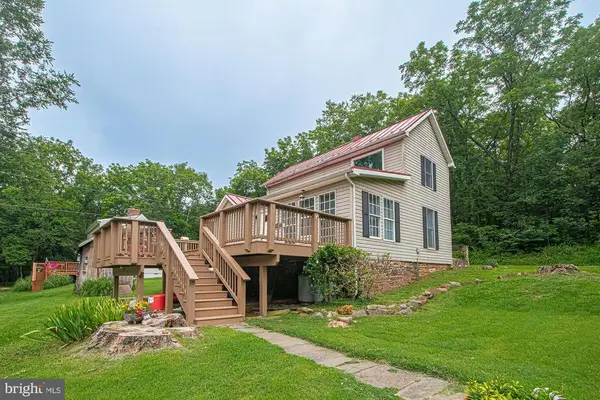 8270 Rogues Rd, Catlett, VA 